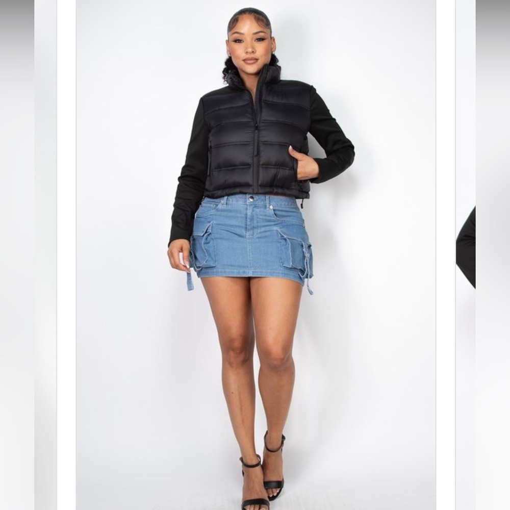 A lightweight, soft, cushiony, and comfy padded jacket 🧥